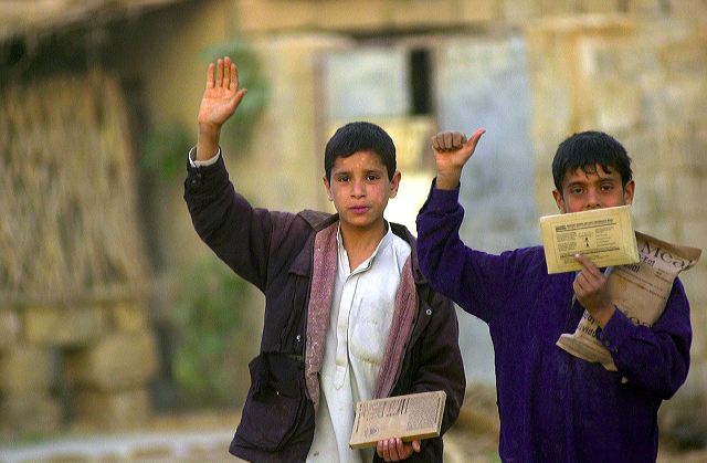 Iraqi Children-Photographs of the Children in Iraq-William E. Thompson