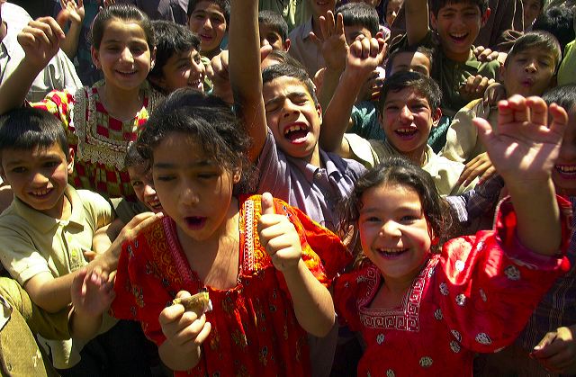 Iraqi Children-Photographs of the Children in Iraq-William E. Thompson