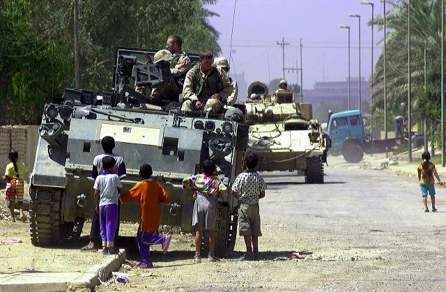 Iraqi Children-Photographs of the Children in Iraq-William E. Thompson