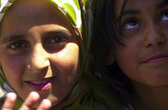 Iraqi Children-Photographs of the Children in Iraq-William E. Thompson