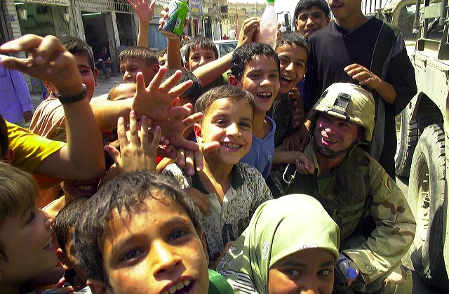 Iraqi Children-Photographs of the Children in Iraq-William E. Thompson