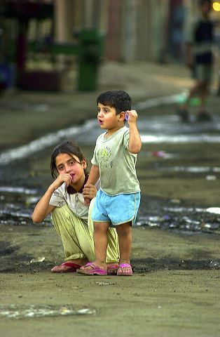 Iraqi Children-Photographs of the Children in Iraq-William E. Thompson