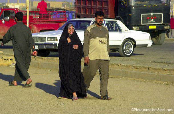 Iraqi Women-Photographs of Women and their lives in Iraq-William E. Thompson