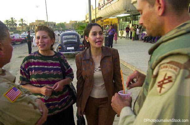 Iraqi Women-Photographs of Women and their lives in Iraq-William E. Thompson